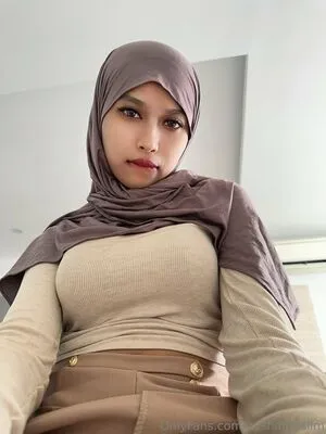 Ayshamuslim OnlyFans Leaked Free Thumbnail Picture - #7A3LXSv2xU