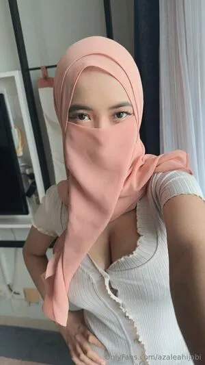 Azaleahijabi OnlyFans Leaked Free Thumbnail Picture - #6LW1AdhJ2p