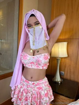 Azaleahijabi OnlyFans Leaked Free Thumbnail Picture - #G4zkEDW4Mn