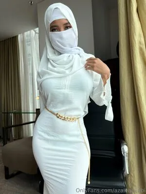 Azaleahijabi OnlyFans Leaked Free Thumbnail Picture - #HDCdlcDFWk