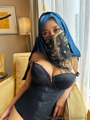 Azaleahijabi OnlyFans Leaked Free Thumbnail Picture - #IAuzChpdKZ