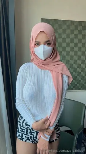 Azaleahijabi OnlyFans Leaked Free Thumbnail Picture - #QBZ11duAWW