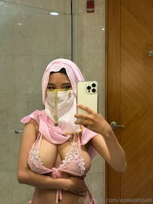 Azaleahijabi OnlyFans Leaked Free Thumbnail Picture - #jFar0IDHPr
