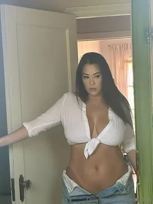 Azalialexi OnlyFans Leaked Free Thumbnail Picture - #CLKJLma4RF