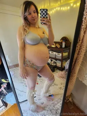 Azalyn Rose OnlyFans Leaked Free Thumbnail Picture - #irAXrze2PE