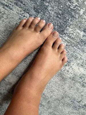 Azerasfeet OnlyFans Leaked Free Thumbnail Picture - #xAHuBwK2bu
