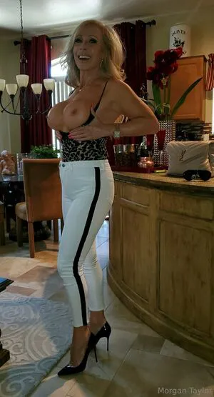 Azmorganxoxo OnlyFans Leaked Free Thumbnail Picture - #tHIz1t1Lss