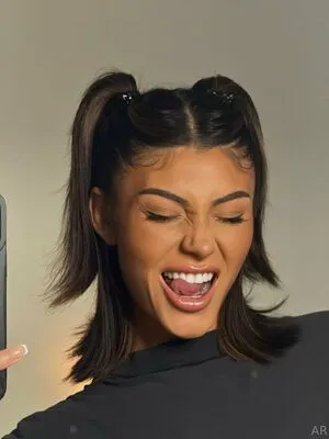 Aztrorae OnlyFans Leaked Free Thumbnail Picture - #WORsbibJ4d