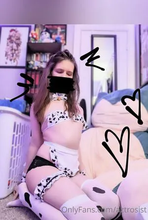 Aztrosist OnlyFans Leaked Free Thumbnail Picture - #XwzbSluwt5