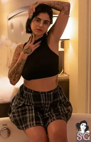 Azzy Star OnlyFans Leaked Free Thumbnail Picture - #QJfv36zZUj