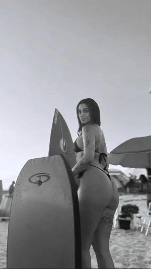 Azzy OnlyFans Leaked Free Thumbnail Picture - #5GwTWT65nr