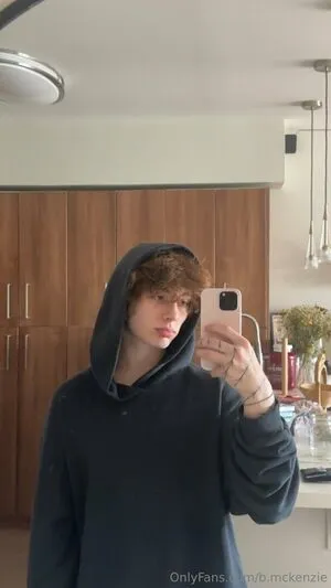 B Mckenzie OnlyFans Leaked Free Thumbnail Picture - #k6NvB1MZ1x
