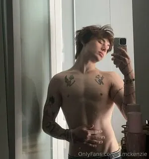 B Mckenzie OnlyFans Leaked Free Thumbnail Picture - #lR3R0K3oxJ