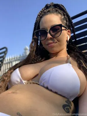 B00bsandblunts OnlyFans Leaked Free Thumbnail Picture - #avuRfUmYO4
