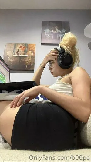 B00pd OnlyFans Leaked Free Thumbnail Picture - #M4HWpDi4DY
