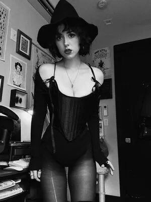 B1tchy Lesbian OnlyFans Leaked Free Thumbnail Picture - #nY3Qw8MuQO