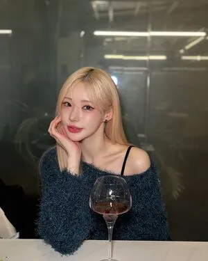 B24ip7 Kbj OnlyFans Leaked Free Thumbnail Picture - #7cDX7u6tAA
