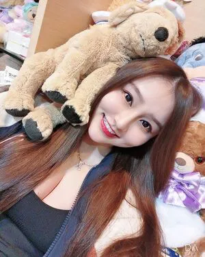 Babe 09 OnlyFans Leaked Free Thumbnail Picture - #Q716OM9dVj
