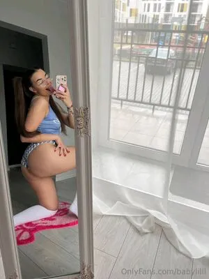 Baby Li OnlyFans Leaked Free Thumbnail Picture - #UdCC960O3K