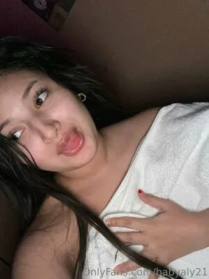 Babyaly21 OnlyFans Leaked Free Thumbnail Picture - #5HwntJ4eri