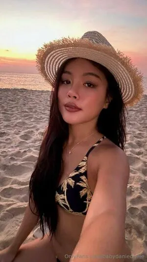 Babydaniedanie OnlyFans Leaked Free Thumbnail Picture - #lQDlaBVupg