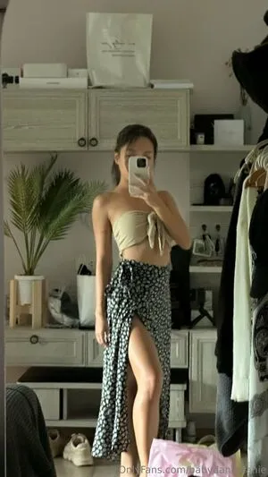 Babydaniedanie OnlyFans Leaked Free Thumbnail Picture - #uySA1JBEYY