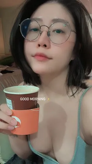 babyhsu888 OnlyFans Leaked Free Thumbnail Picture - #MHIgLlv3xi