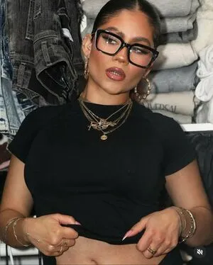 Babykaely OnlyFans Leaked Free Thumbnail Picture - #5ZoIaGgxJk