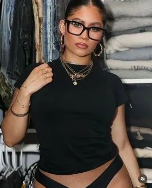 Babykaely OnlyFans Leaked Free Thumbnail Picture - #88jAPrXGKB
