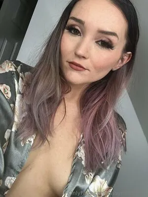 Babynickibfree OnlyFans Leaked Free Thumbnail Picture - #YSWOMx8MoD