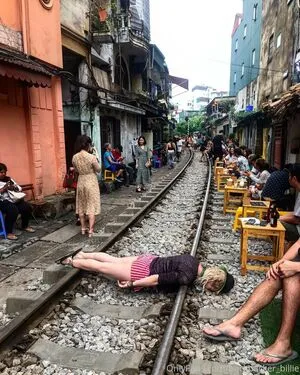 Backpacker Billie OnlyFans Leaked Free Thumbnail Picture - #u7K4zOqZPS