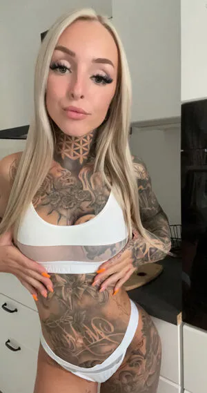 Bad Xmoni OnlyFans Leaked Free Thumbnail Picture - #HX3AHOCMs2