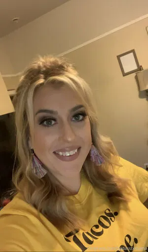 Badasstxmama OnlyFans Leaked Free Thumbnail Picture - #mTrrKDi7JK