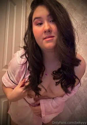 Baddiebek OnlyFans Leaked Free Thumbnail Picture - #BHAmoCatsJ