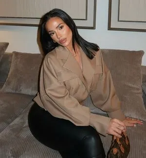 Baddiejuu OnlyFans Leaked Free Thumbnail Picture - #5H6ehu2QfT