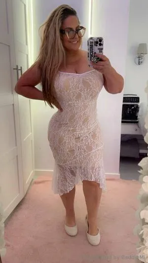 Baddiemi OnlyFans Leaked Free Thumbnail Picture - #4b4OhqX5Er