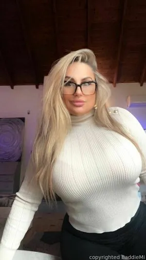 Baddiemi OnlyFans Leaked Free Thumbnail Picture - #F7feyhWmta