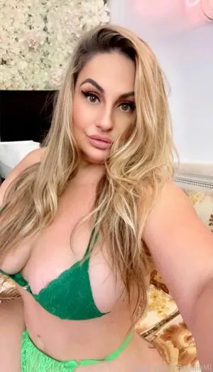 Baddiemi OnlyFans Leaked Free Thumbnail Picture - #F8q1EQRtau