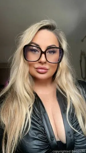 Baddiemi OnlyFans Leaked Free Thumbnail Picture - #IBcqpeg7Jn
