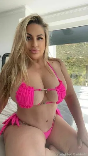 Baddiemi OnlyFans Leaked Free Thumbnail Picture - #KOWBe6huxc