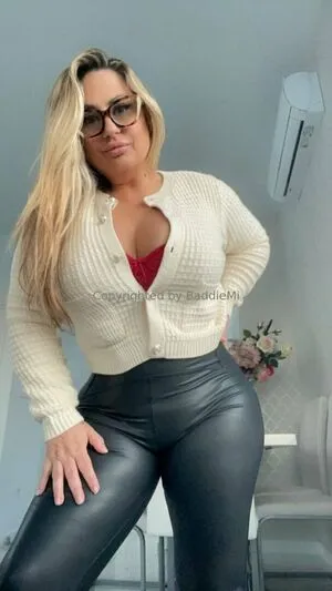 Baddiemi OnlyFans Leaked Free Thumbnail Picture - #acG6AbfYJw