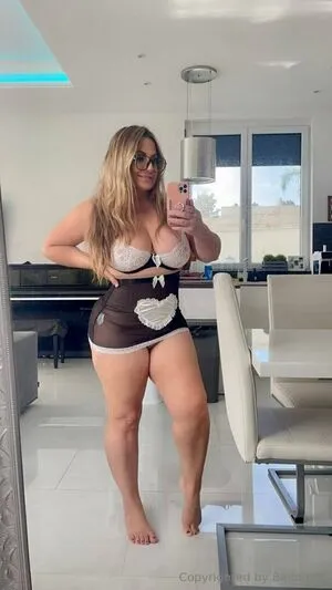 Baddiemi OnlyFans Leaked Free Thumbnail Picture - #fWadl8wLMX