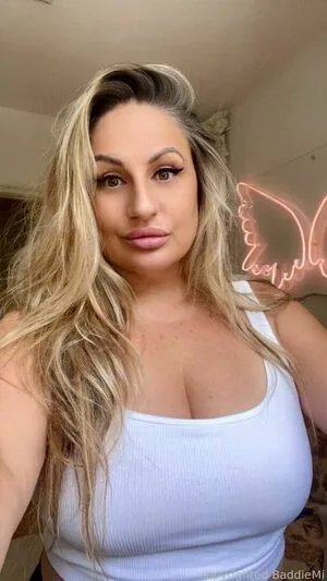 Baddiemi OnlyFans Leaked Free Thumbnail Picture - #kF0pr7VZgx