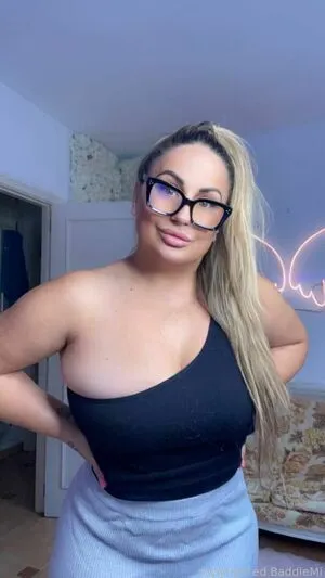 Baddiemi OnlyFans Leaked Free Thumbnail Picture - #sAyLJogPoW