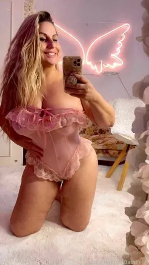 Baddiemi OnlyFans Leaked Free Thumbnail Picture - #tvFuDECCev