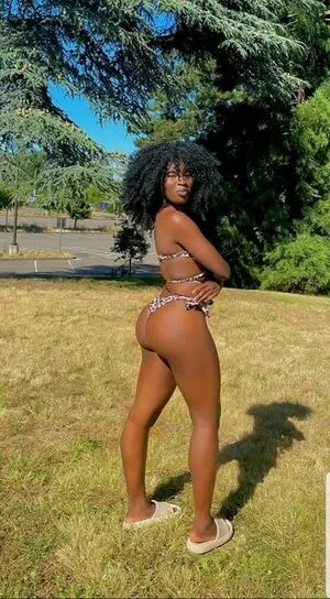 Baddierueee OnlyFans Leaked Free Thumbnail Picture - #fFoq0lLhD5