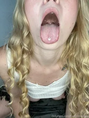 Baddlilmomma OnlyFans Leaked Free Thumbnail Picture - #0mZvingrPh