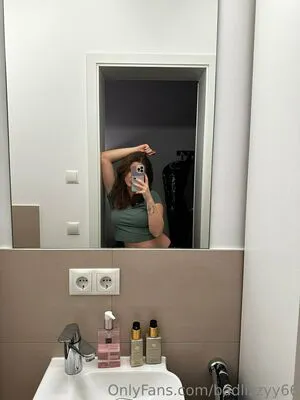 Badlizzyy66 OnlyFans Leaked Free Thumbnail Picture - #DMWFtQtLZ3
