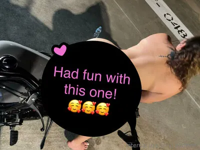 Badmominrealestate1 OnlyFans Leaked Free Thumbnail Picture - #Oqp1yzr7hs