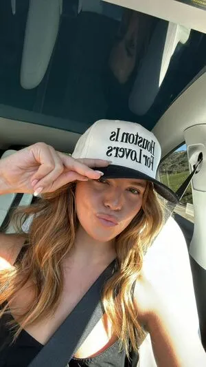 Bailee Madison OnlyFans Leaked Free Thumbnail Picture - #2tZrA6hGU9